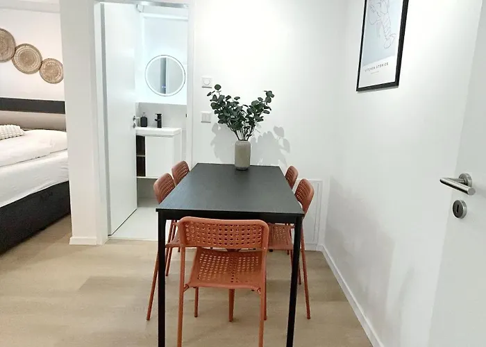 Apartment Modern In Eimsbuettel For 5